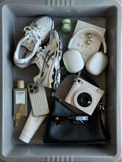 10 Airport Must-Haves Every Woman Should Travel With